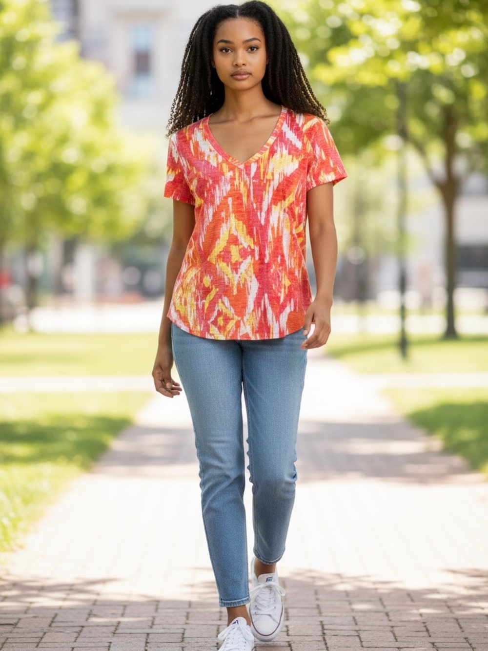Chaus Spirt Women's V-Neck Short Sleeve Tee. Size XXL (seems to run small)